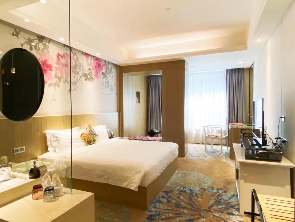 Paco Hotel Tаojin Metro Guangzhou - Free Shuttle Bus For Centen Fair Bagian luar foto