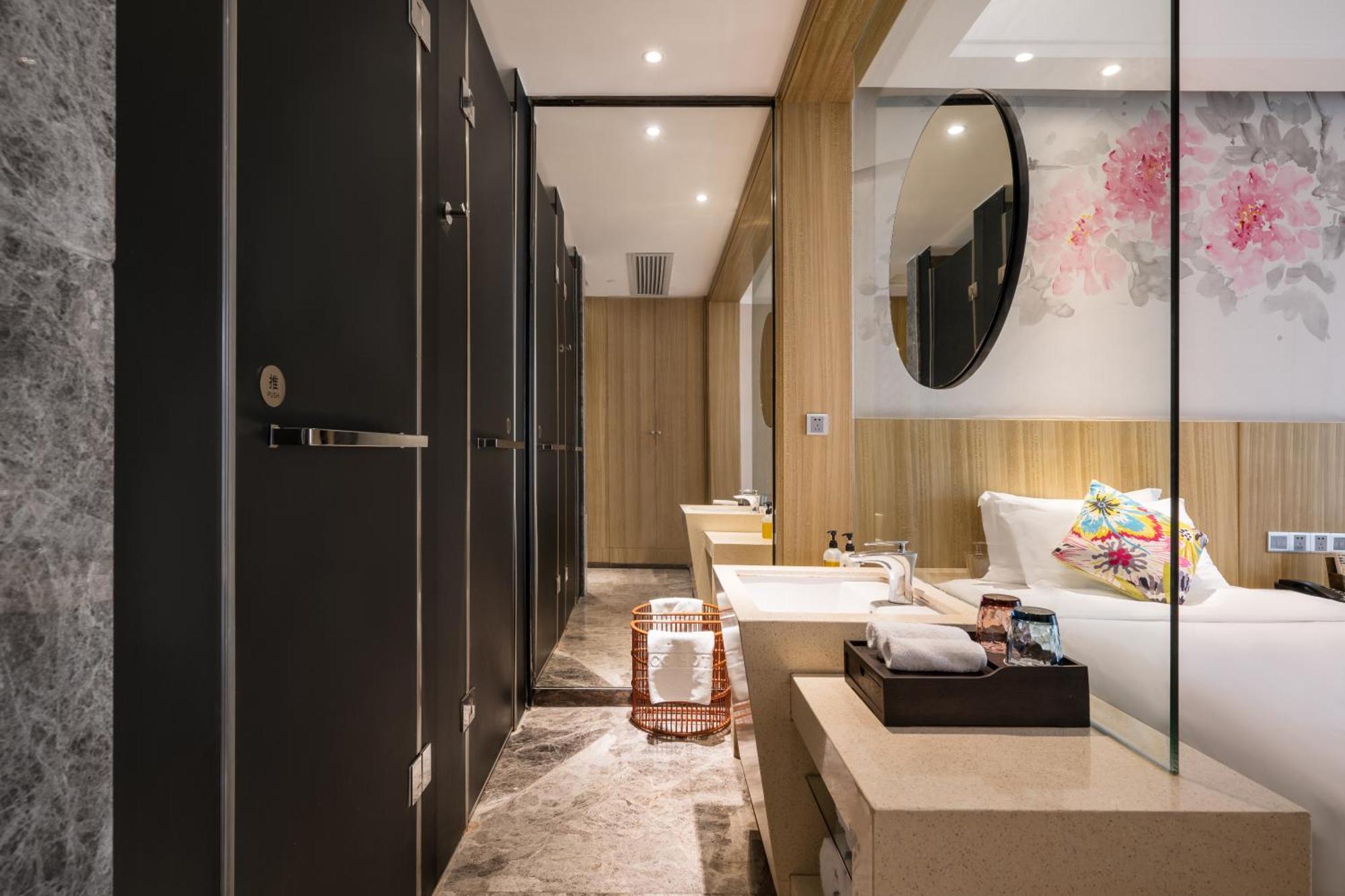 Paco Hotel Tаojin Metro Guangzhou - Free Shuttle Bus For Centen Fair Bagian luar foto