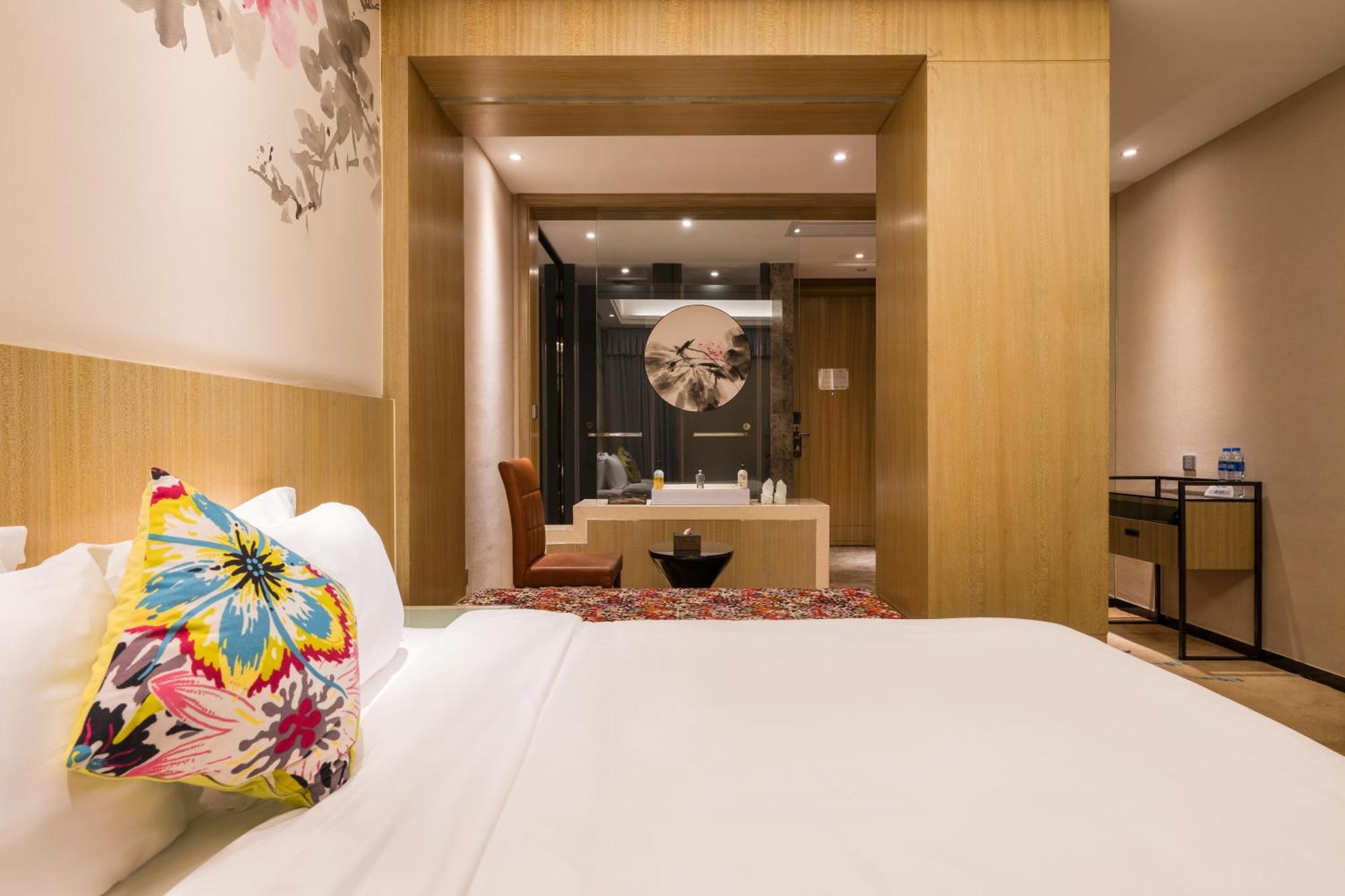 Paco Hotel Tаojin Metro Guangzhou - Free Shuttle Bus For Centen Fair Bagian luar foto