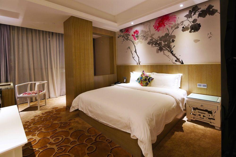 Paco Hotel Tаojin Metro Guangzhou - Free Shuttle Bus For Centen Fair Bagian luar foto